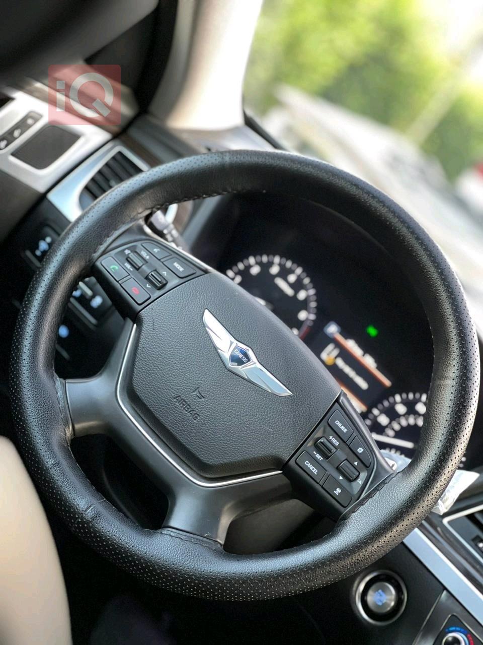 جنسس G80
